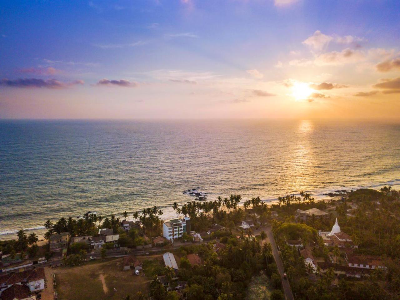 Hotel J Ambalangoda Ambalangoda  Luaran gambar